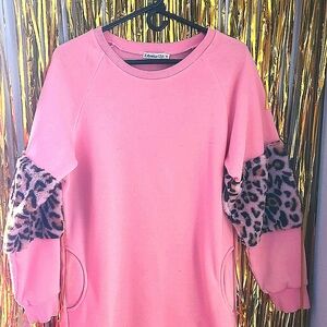 Cute Oversized Pink/Leopard Sweater